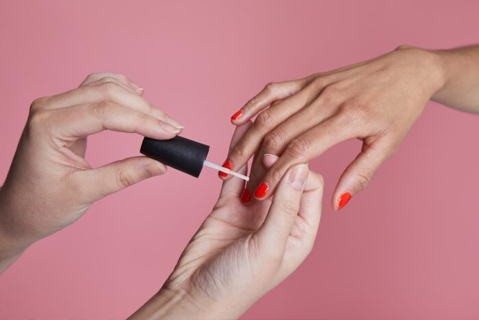 How To Become A Nail Technician 700x468 